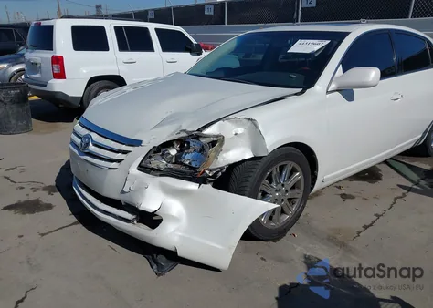 2007 Toyota Avalon Limited z USA, uszkodzony, nr VIN 4T1BK36B47U251647